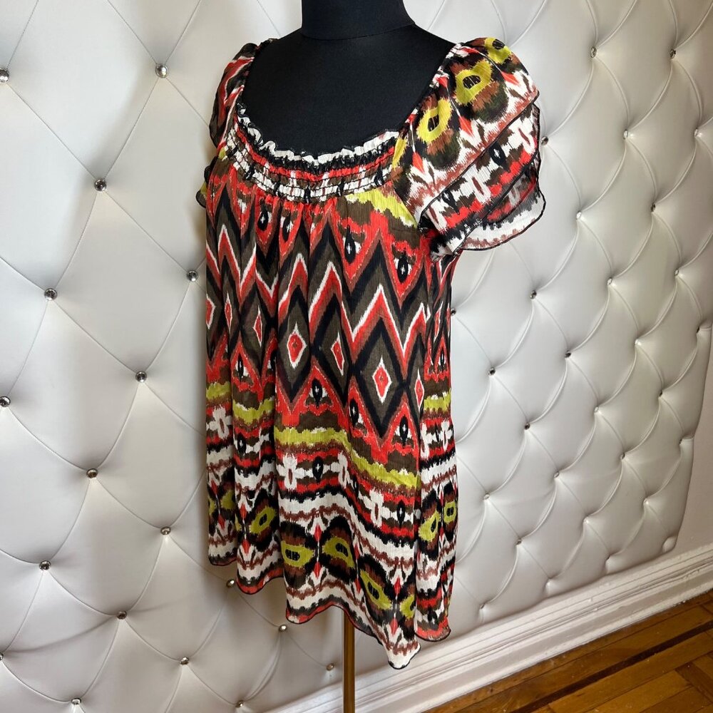 Have a Multicolor Chevron Ruffle Top Size L - Picture 2 of 8
